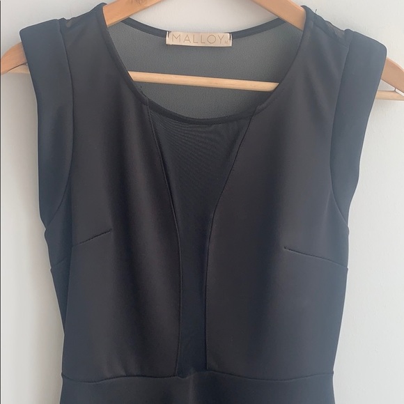 Black dress See-Through back - Picture 3 of 4